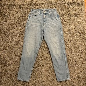 american eagle high-waisted mom jean